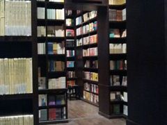 android_upload_pic-钟书阁(松江泰晤士小镇店)