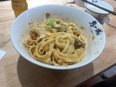 招牌牛肉四合一-黎一碗大碗手工面(城市立方店)