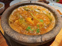 白洋淀石锅嘎鱼-小放牛炒菜馆(北国商城店)