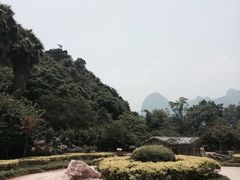 -漓江冠岩景区