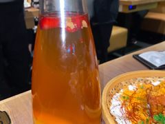 -山城外·非遗酸菜鱼(蜀都万达店)