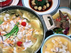 -山城外·非遗酸菜鱼(蜀都万达店)