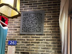 -东口码头·烧鸽子·鱼头泡饼·地方菜(金鹰悦城店)