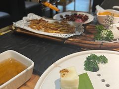 -一朵菌·野生菌探索家火锅(南亚店)