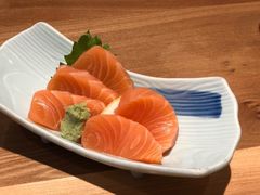 三文鱼刺身-初居食屋日式料理(万象城购物中心店)
