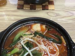-砂锅米线