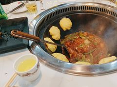 -哈尔滨烧烤·山河村铁锅炖(交大店)