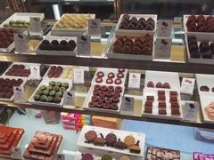 零售区-GODIVA(景枫中心店)