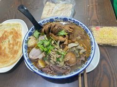 -叶新小吃店(来凤小区总店)
