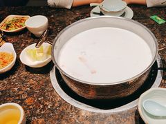 -居石捞·潮汕卤水火锅(华山店)