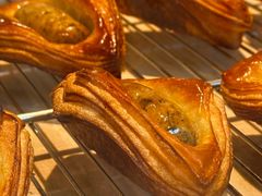 -VERIE BAKEHOUSE
