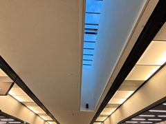 -维也纳国际机场