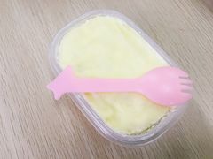 -蜜蜂小象·榴莲千层蛋糕(时代汇11栋店)
