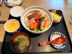 -小山日本料理(兴业太古汇店)
