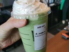 抹茶星冰乐-星巴克(青岛火车北站候车大厅店)