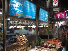 -六合夜市