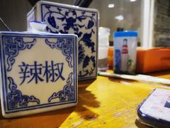 -沪西老弄堂面馆(定西路店)