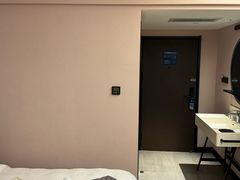 -汉庭(长沙窑岭湘雅二医院地铁站店)