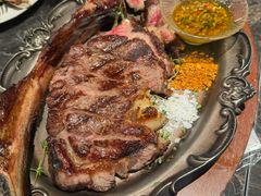 -LESCEDARS  Bistro香柏树(外滩店)