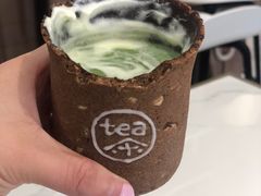 饼干杯奶盖茶-茶是一枝花泡茶店