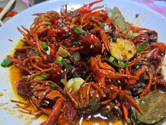 -捌贰虾蟹·江湖菜馆(江汉路店)