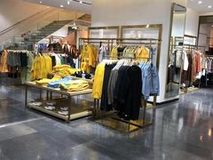 -URBAN REVIVO(济南世茂广场店)