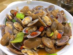 -四川小胡子海鲜(丁村万人海鲜广场店)