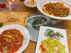 -黄泥岗·地道湖北菜(奥特莱斯店)