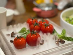 番茄脆菇沙拉-小大董·烤鸭(王府井apm店)