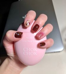 点击看大图 -伊人脱毛美甲美睫连锁机构