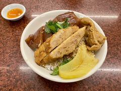 -猪脚洪隆江猪脚饭