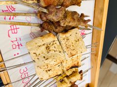 -清真磊磊烧烤老店(饮虎池街34号店)