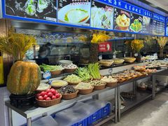 -小红鲸·海鲜餐厅(轸大路店)