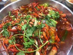 -乡土黄·鲜牛肉火锅·小龙虾(兴业街店)