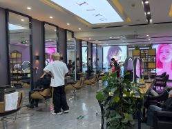 -藤野造型烫染·漂发