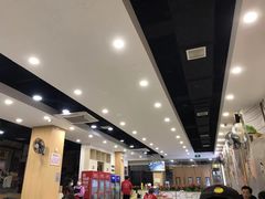 大堂-江城燕子大排档(江汉路步行街店)