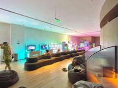 -涨巢·潮玩水疗局