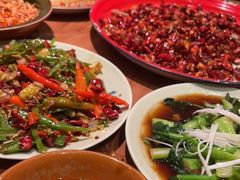 -先启半步颠小酒馆(白麓里店)