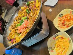 -富正毅三下锅·湘西韵味(天门山索道店)