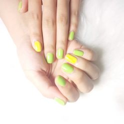-丫丫NAIL日式自助美甲美睫沙龙