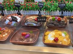 -新艺自助美食城(中山路店)