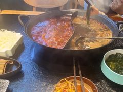 -鹿鸣山草本茶香火锅(园西路店)