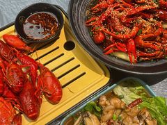 -肥肥虾庄·金牌油焖大虾(东湖欢乐谷店)