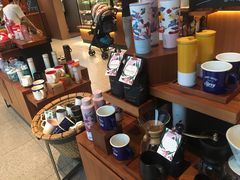 零售区-星巴克(广州百信广场东区店)