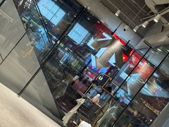 -迪桑特DESCENTE(北京三里屯BLANC店)
