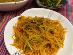 -香巴拉云南餐厅(华莱坞店)