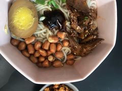 卤粉-渔芙南(三里屯店)