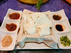 -95号酱骨·一块豆腐(展春园西路店)