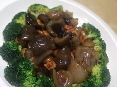 海参焗西兰花-御同亨酒楼·喜宴