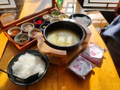 -桥香园过桥米线(国贸店)